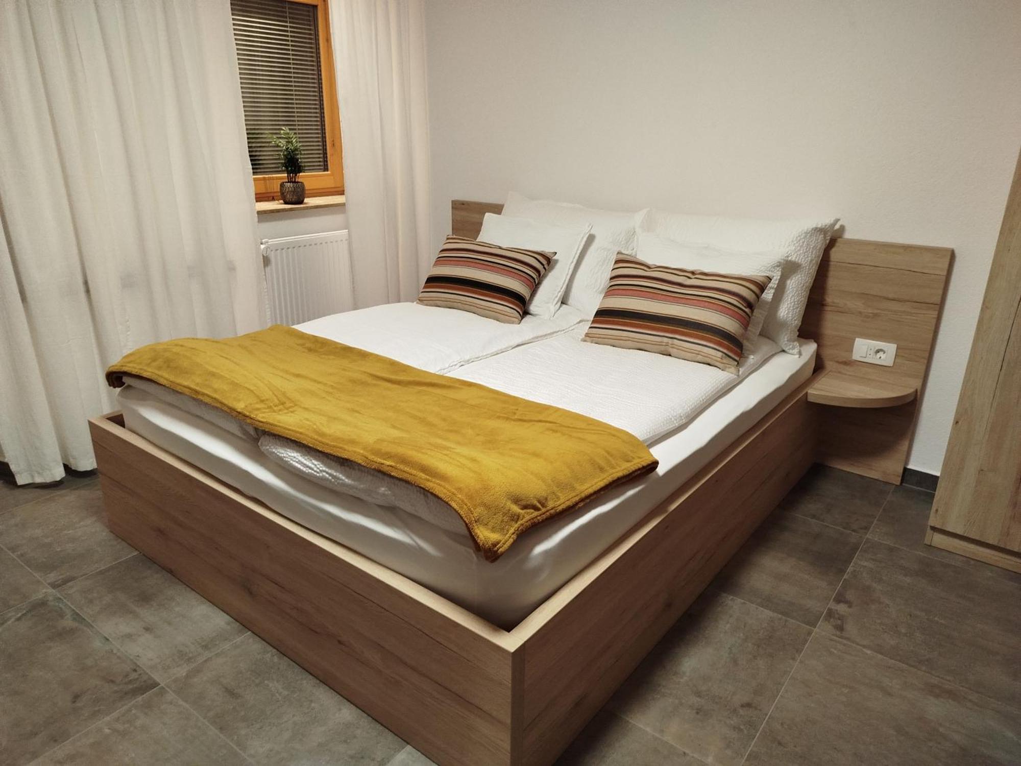 Apartma Mamut 1850 カムニーク エクステリア 写真